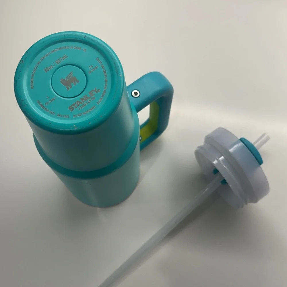 Stanley Teal Travel Mug with Lime Accent - Picture 9 of 9